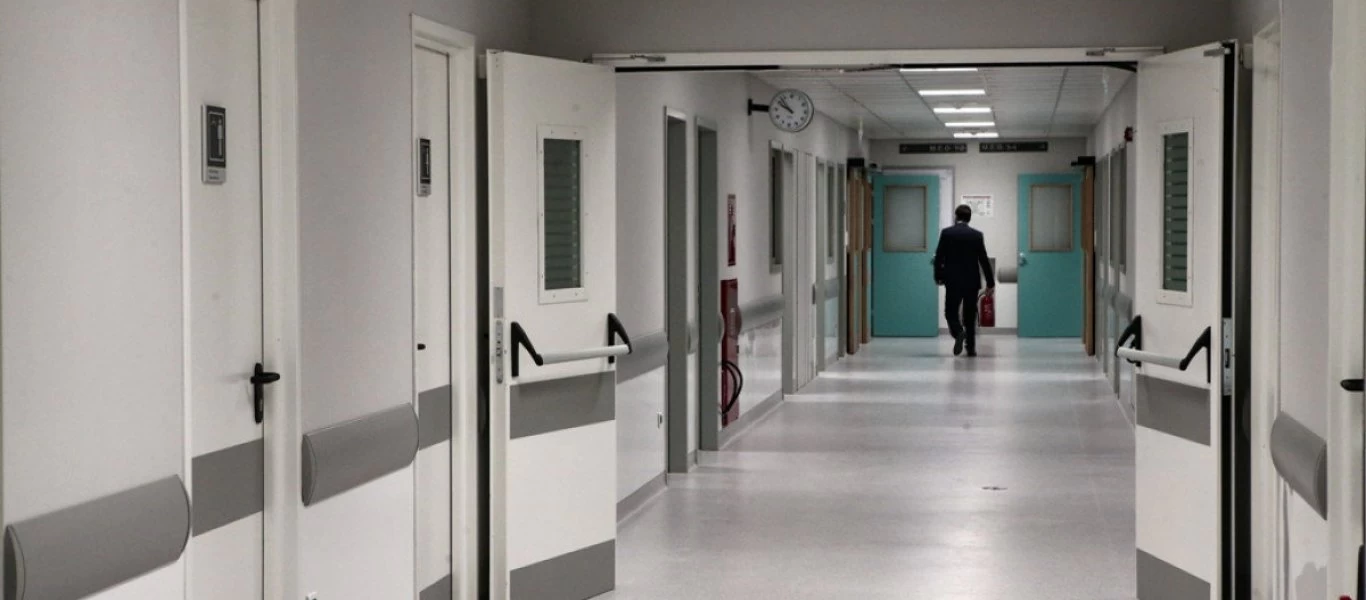 Πάτρα: Η στιγμή που ο 9χρονος Μάριος βγαίνει από τη ΜΕΘ Παίδων του Πανεπιστημιακού Νοσοκομείου (βίντεο)